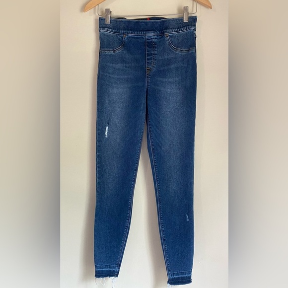 SPANX Distressed Ankle Skinny Jeans in Medium Wash Denim - Picture 7 of 13